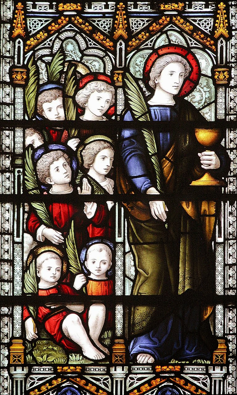 Os Santos inocentes junto com São João Evangelista. Igreja de San Tiago, Plaza de España Os Santos inocentes junto com São João Evangelista. Igreja de San Tiago, Plaza de España