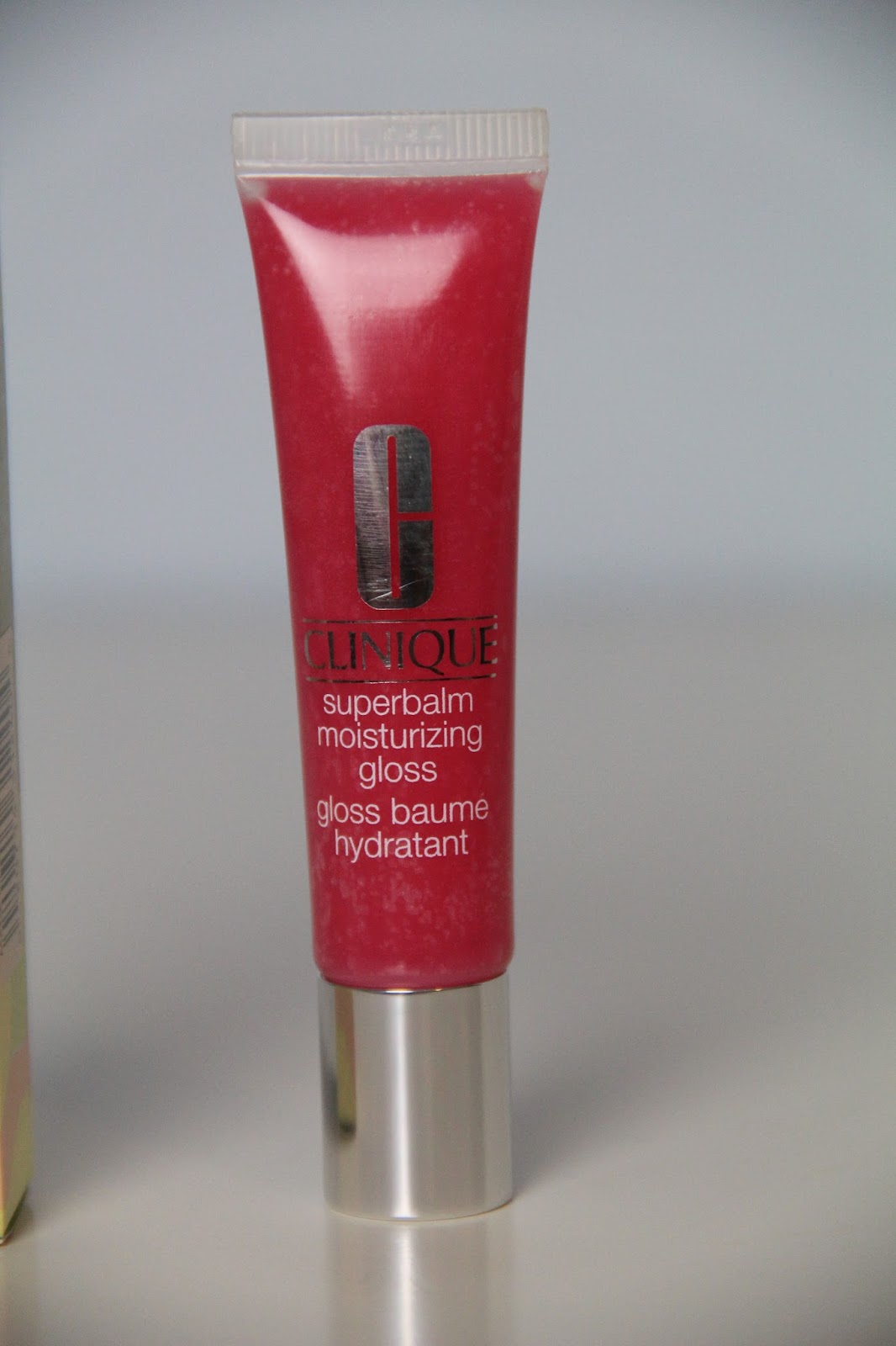 gιяℓѕ ιη тнє ωσяℓ∂ (45) Clinique Lipgloss "02 Raspberry"