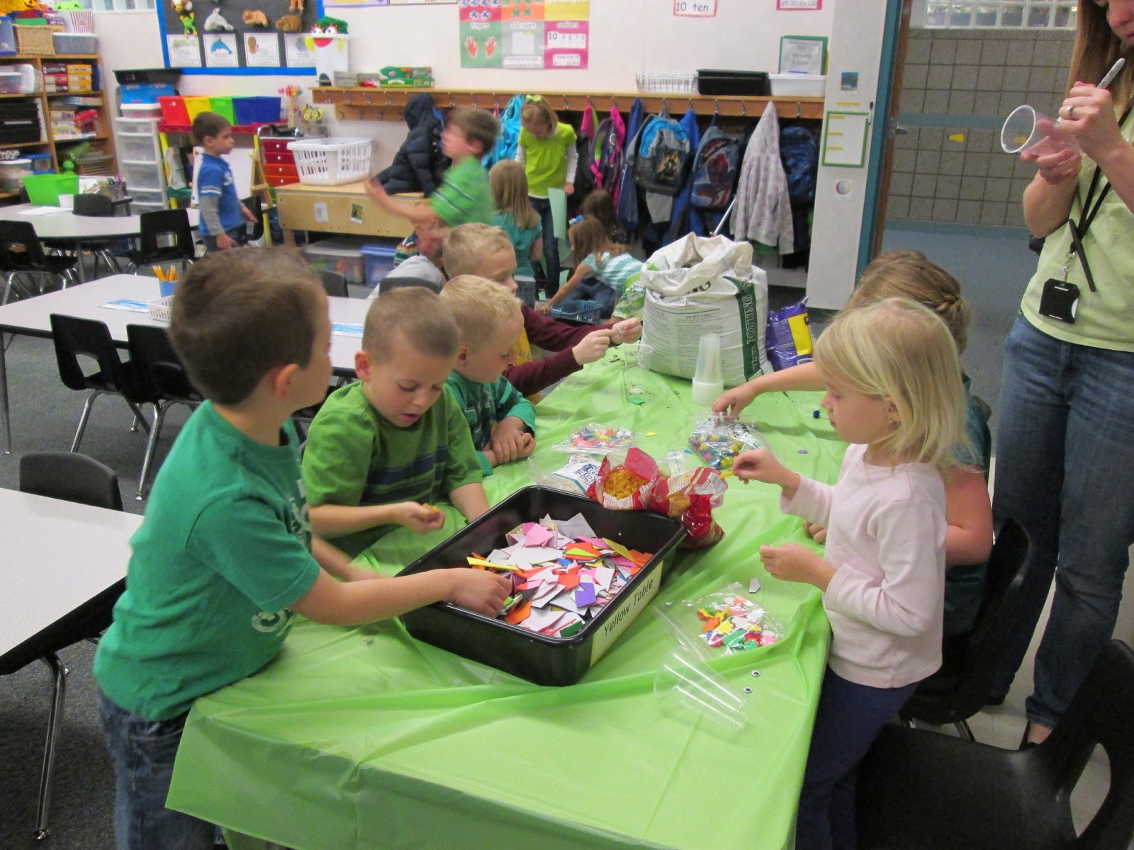 living and nonliving kindergarten