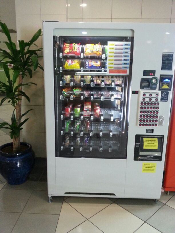 LUTHFI RACHMANTO'S BLOG: Interaksi Manusia dengan Vending Machine