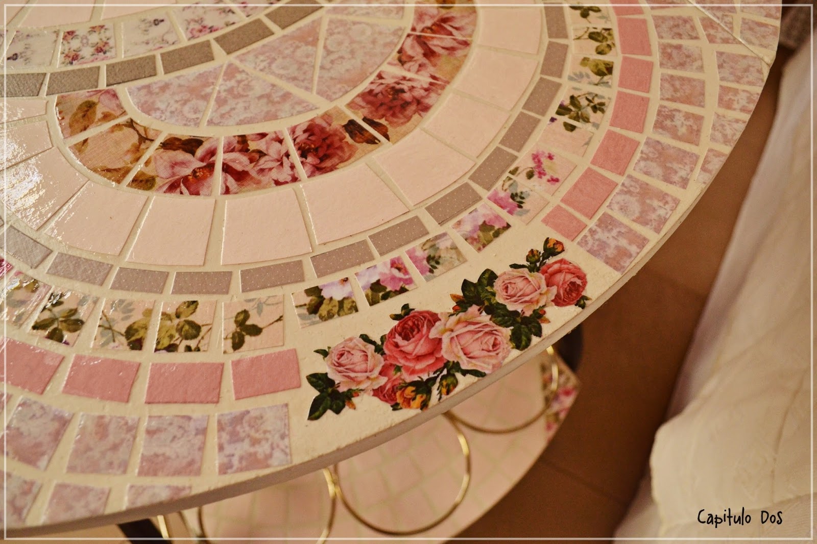 Capitulo Dos: Mosaico de papel
