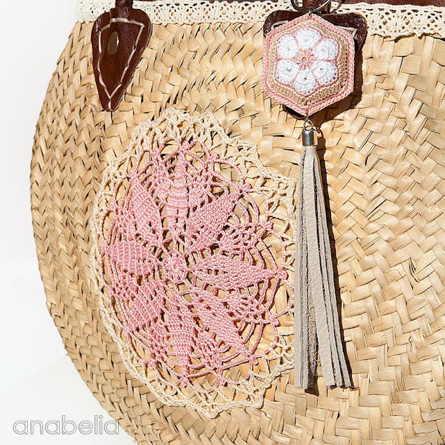 Vintage-chic crochet summer bag by Anabelia Craft Design Vintage-chic crochet summer bag by Anabelia Craft Design