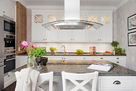 Decoración Fácil: UNA COCINA CON UNA MEZCLA DE REVESTIMIENTOS