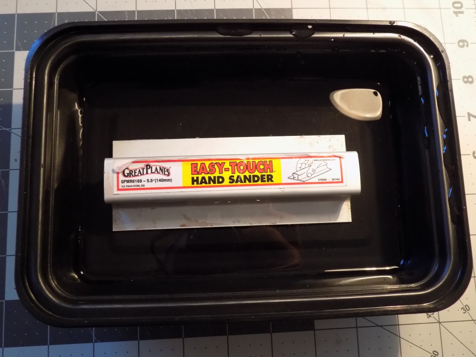 The Rocket N00b Removing Sandpaper From an Aluminum Sanding Block