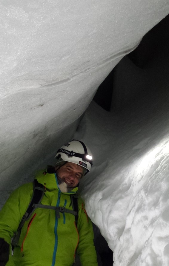 excursion-cueva-hielo-svalbard-noruega-enlacima