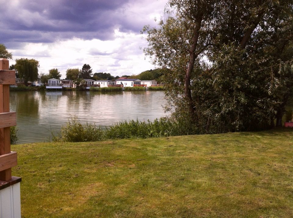 UK fishing venues Cawood Park Venue Review