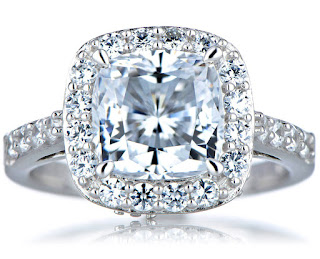select to go shopping for cushion cut engagement rings online since they have photos in which you can notice and pick. 
