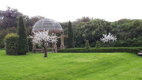 Ballyseede castle, garden