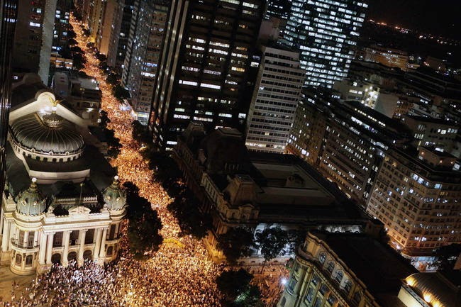 Protestan más de 100 mil en todo  Brasil contra Copa Confederaciones