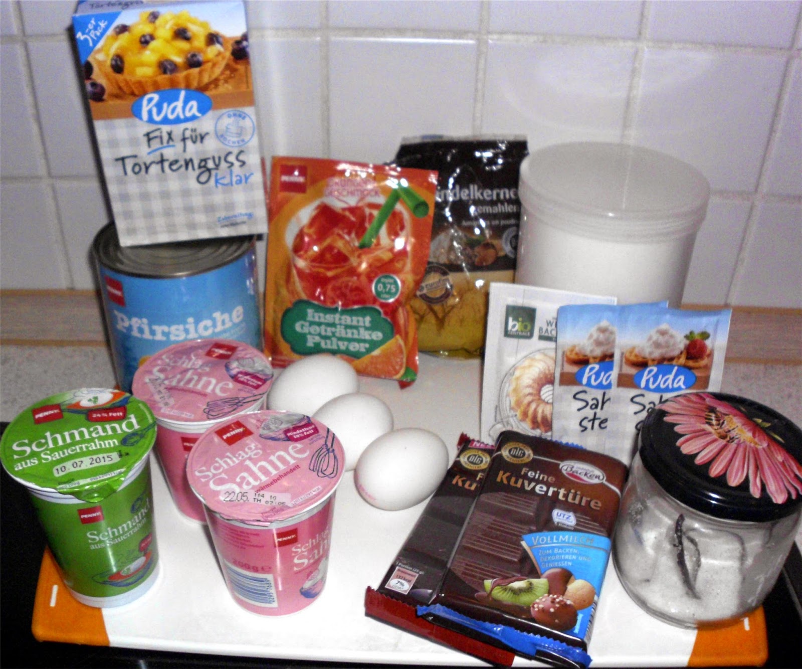 PFIRSICHTORTE MIT NUSSBODEN - Rezept und Kochen