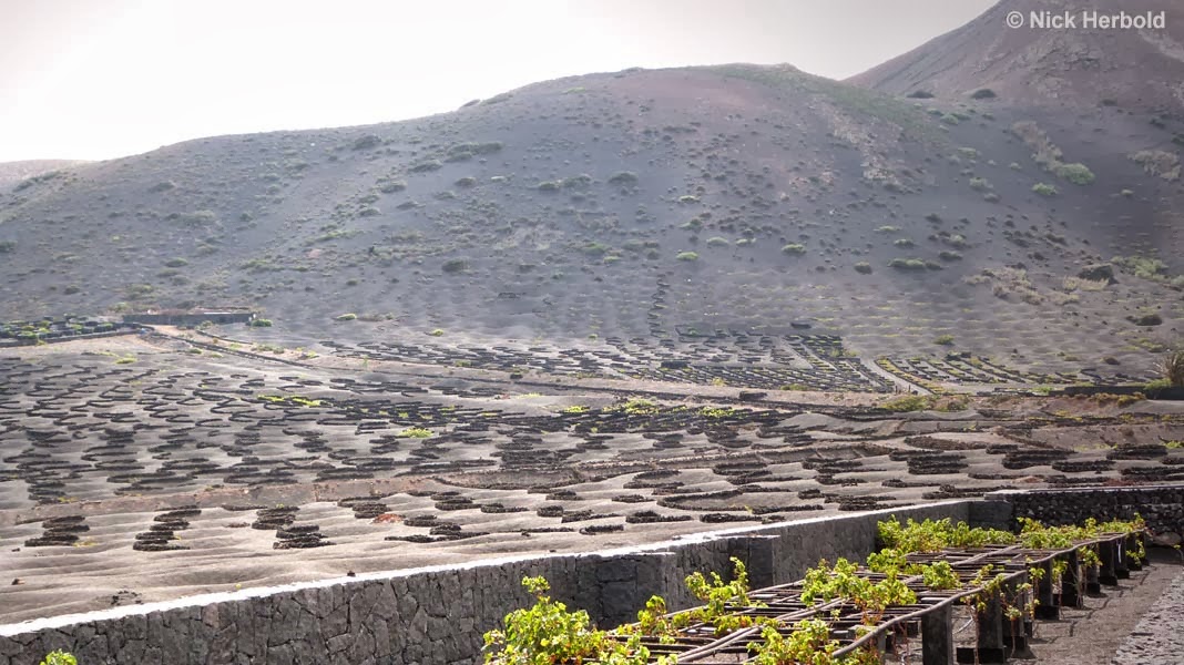 Lanzarote Die Insel Geboren Aus Feuer Und Wasser