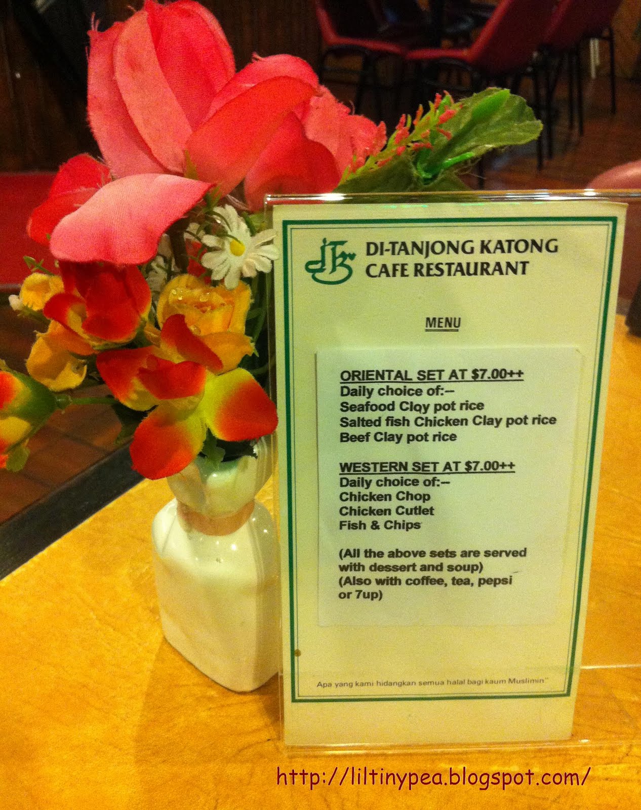 Tiny Pea's Travel & Foodie experiences [Foodie] DiTanjong Katong Cafe