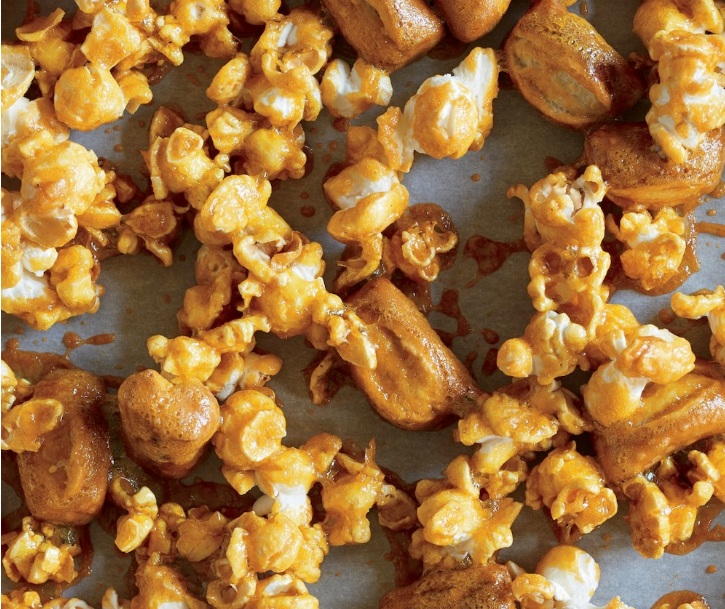 Honey mustard pretzel POPCORN CHEF