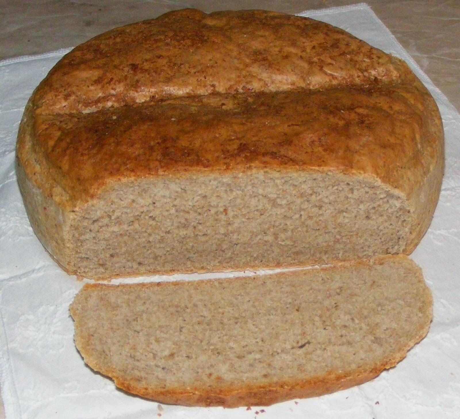 7 tipuri de paine care nu ingrasa. Afla cum poti slabi, fara sa renunti la acest aliment! - monclaubuilding.ro