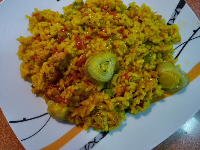  ARROZ CON ATUN Y ALCACHOFAS 