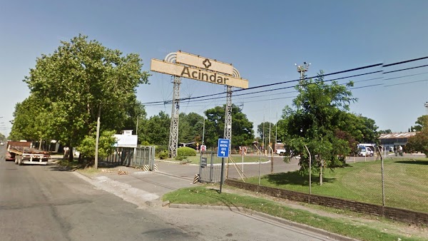 En medio de la crisis, Acindar despidió a todos los trabajadores de la planta rosarina En medio de la crisis, Acindar despidió a todos los trabajadores de la planta rosarina