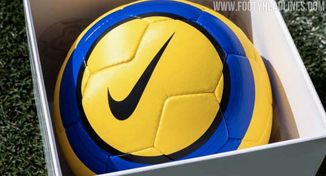 Amazing | Nike Total Aerow 2004-05 2019 Remake Ball Released - Footy