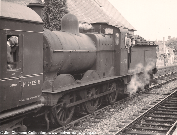 Malvern's Lost Railway UptononSevern Station