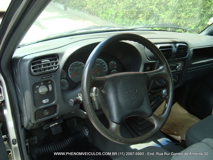 Chevrolet S-10 Cabine Simples 2003 - painel