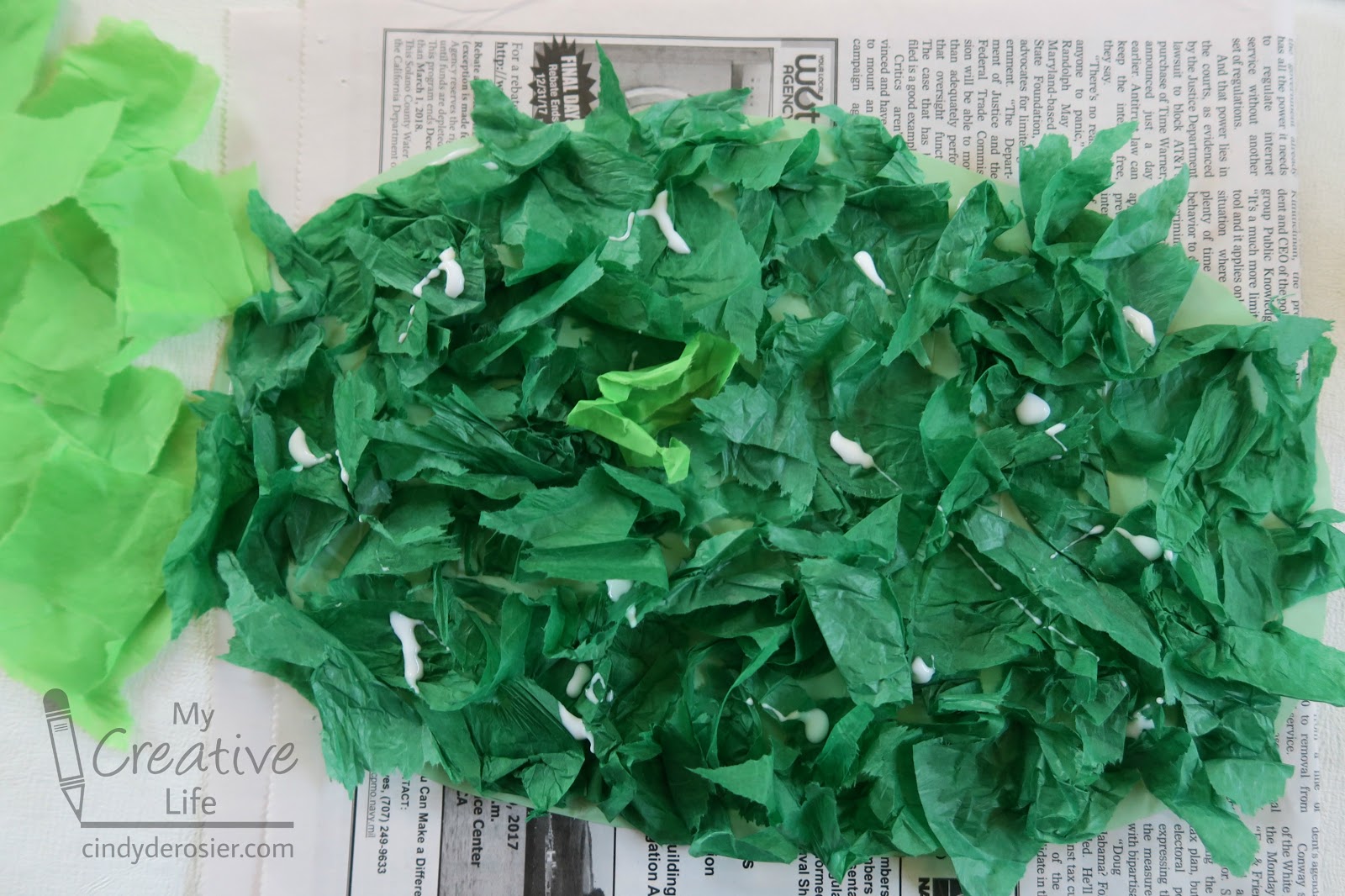 Cindy deRosier: My Creative Life: Tissue Paper Advent Wreath