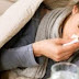 Πώς να κοιμηθείτε πιο άνετα αν έχετε μπούκωμα στη μύτη