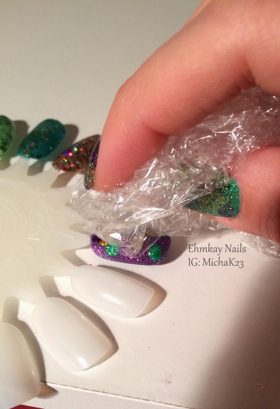 ehmkay nails Texture Saran Wrap Tutorial
