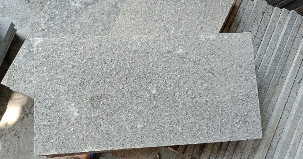 Apa itu Batu andesit ? Batu Alam Cirebon Batu Andesit Jual Batu Alam