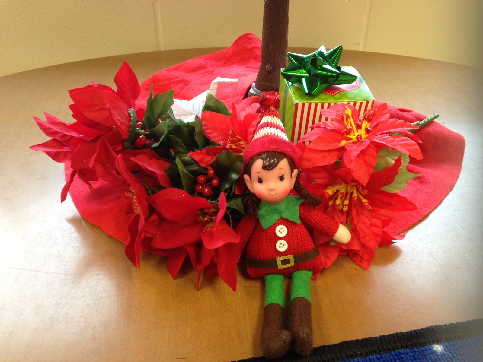 Spanish Nobility Elf on the Shelf El Duende en el Estante