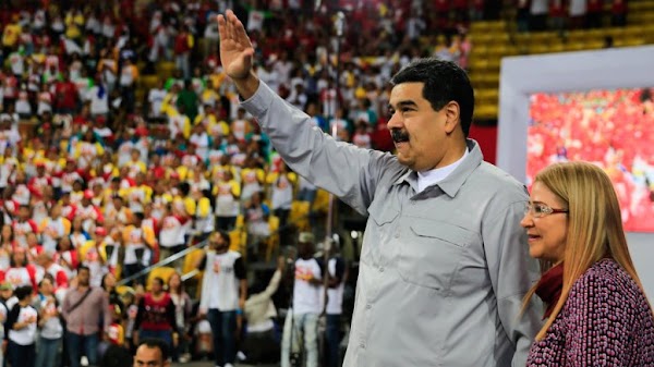 Presidente anuncia próximos aumentos de salarios serán de manera periódica Presidente anuncia próximos aumentos de salarios serán de manera periódica