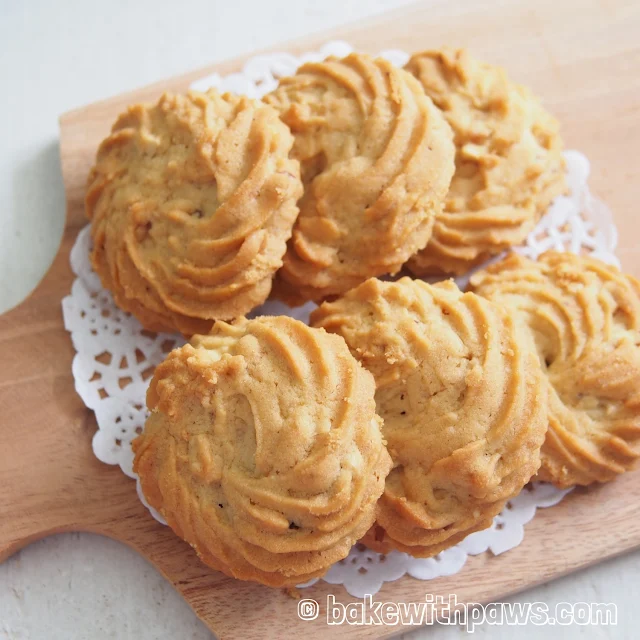 Hazelnut Butter Cookies