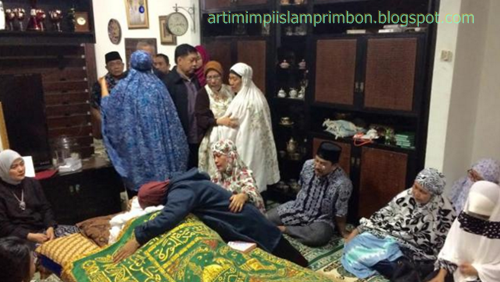 15 Arti Mimpi Lihat Tetangga Meninggal Dunia Menurut Islam Dan Primbon Jawa Arti Mimpi Islam Primbon 15 Arti Mimpi Lihat Tetangga Meninggal Dunia Menurut Islam Dan Primbon Jawa Arti Mimpi Islam Primbon