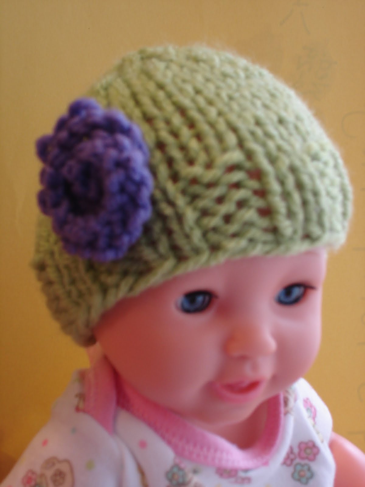 Fiber Flux Free Knitting Pattern...Baby Doll Hats!