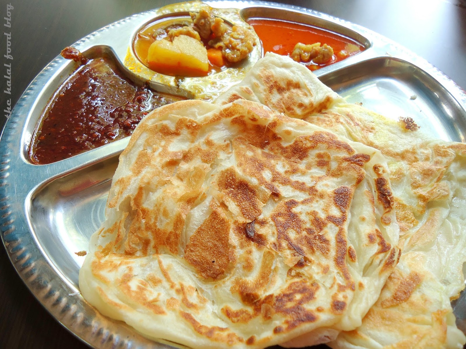 Сингапурский роти прата это. Роти блюдо. Индийский сааг. Роти ка. Роти ка.