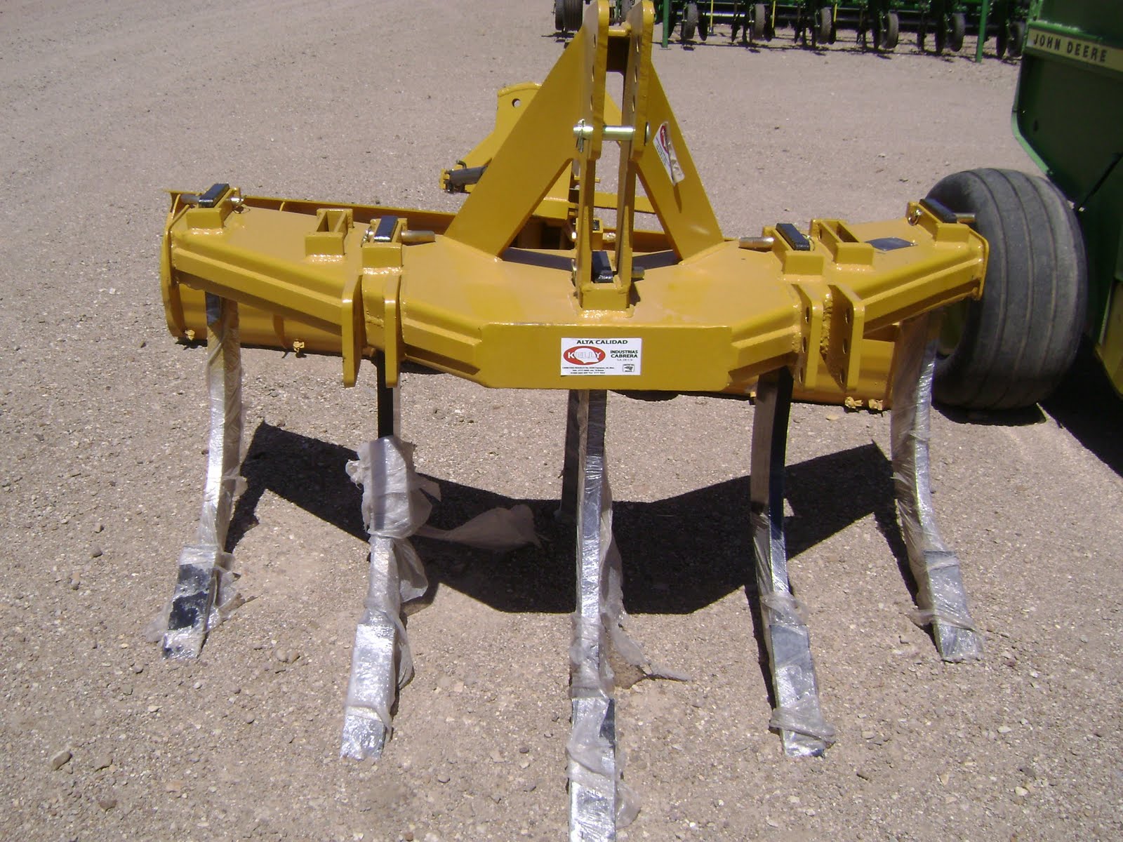 MAQUINARIA AGRICOLA INDUSTRIAL: Subsuelo Caldera de 5 y 3 Picos $24200