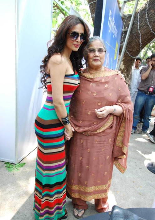 malaika arora khan at a charity event actress pics