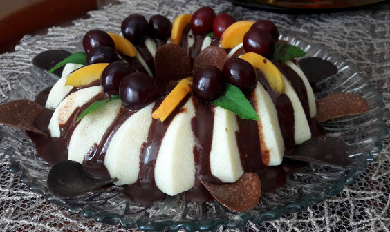 BİSKÜVİLİ İRMİK PASTA GÜLO ANNE MUTFAKTA