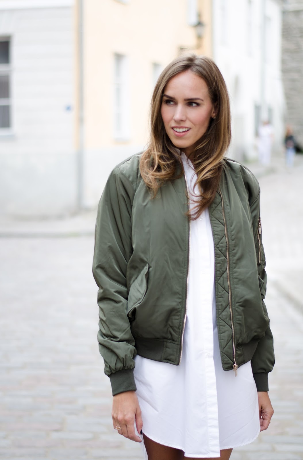 WHY YOU NEED AN ARMY GREEN BOMBER Kristjaana