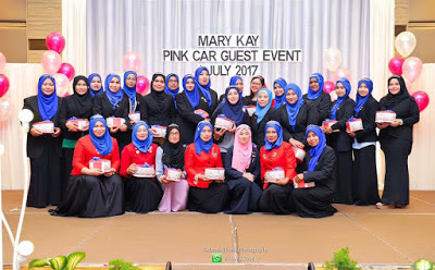 Mary Kay pink Car guest Event