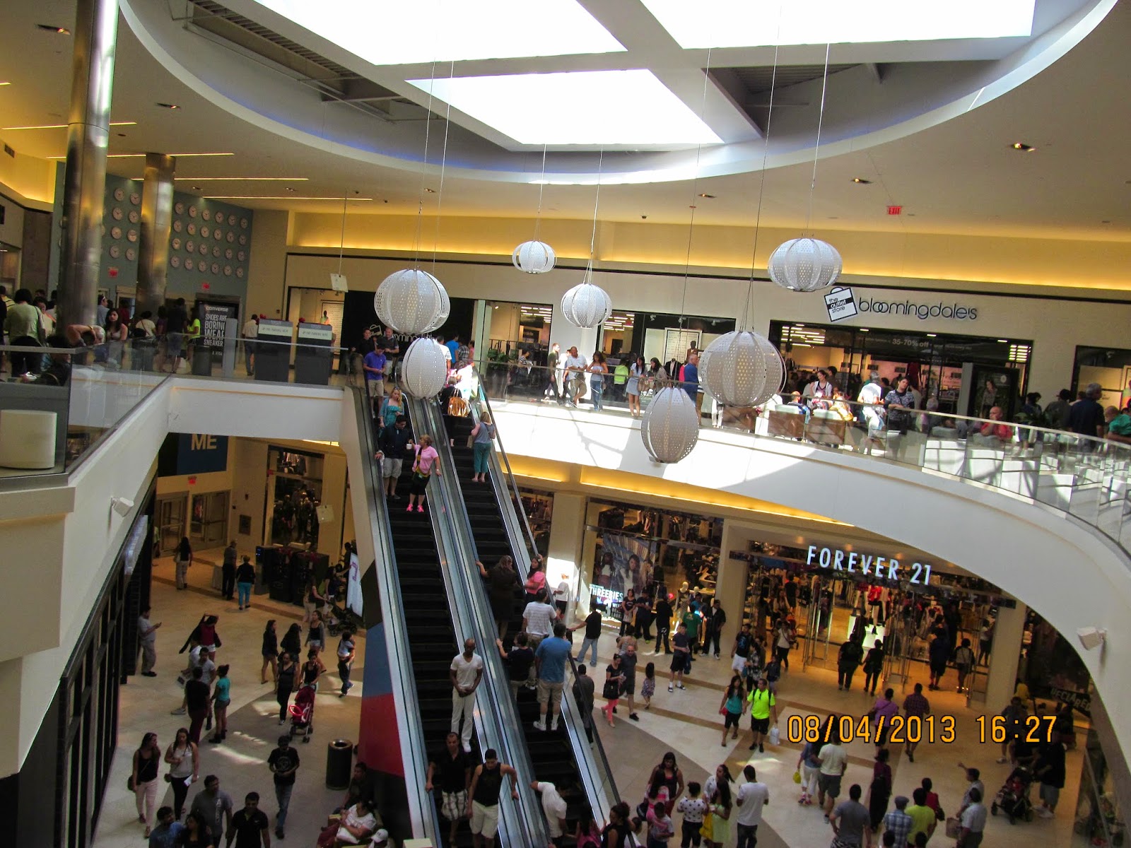 Trip to the Mall: Fashion Outlets of Chicago- (Rosemont, IL)