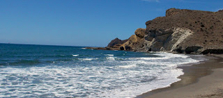 Cala... en el PN Cabo de Gata El timo de las banderas azules