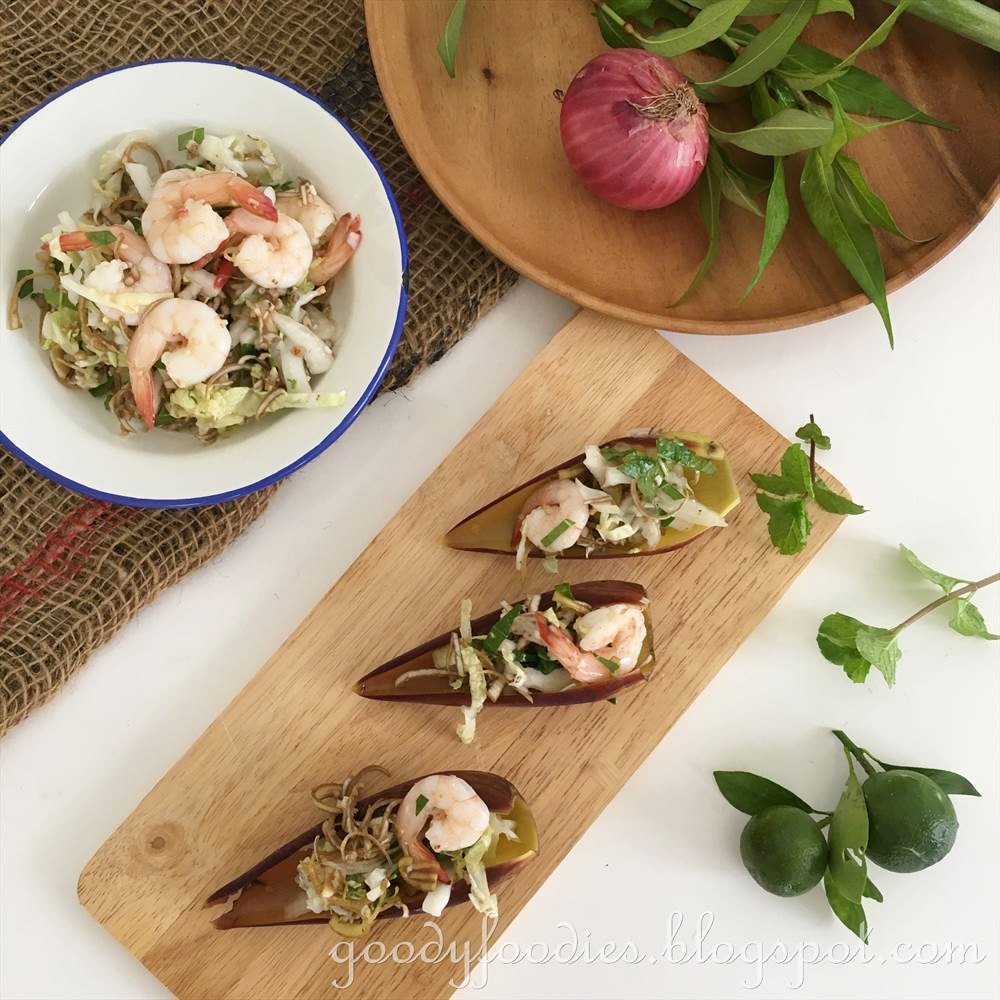 GoodyFoodies Recipe Banana Blossom Salad with Prawns