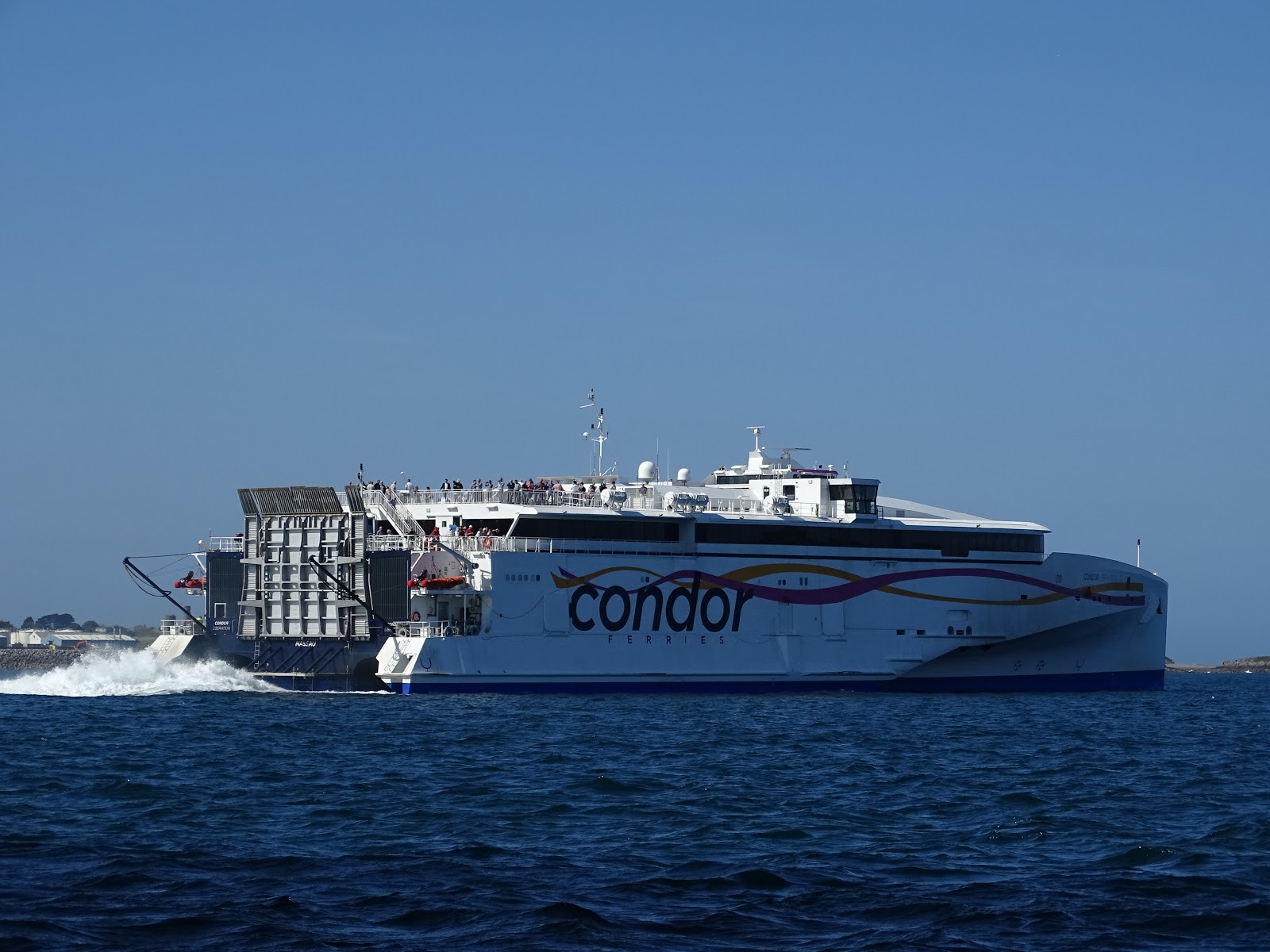 SergioCruises Condor Ferries em St. Peter Port, Guernsey