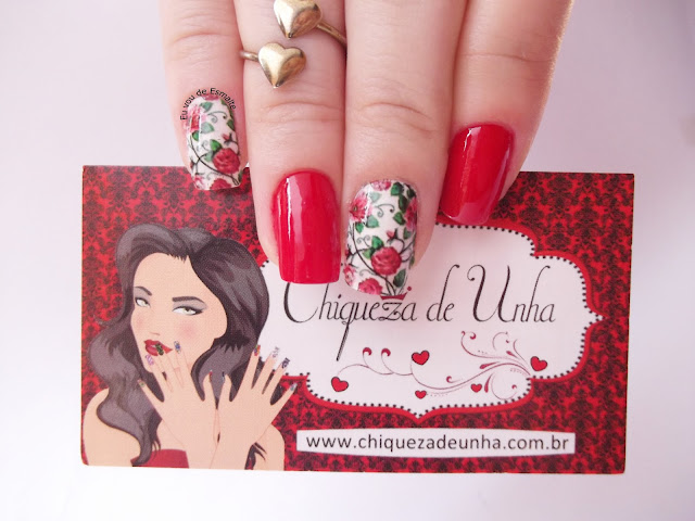 Unhas Florais Esmalte Vermelho