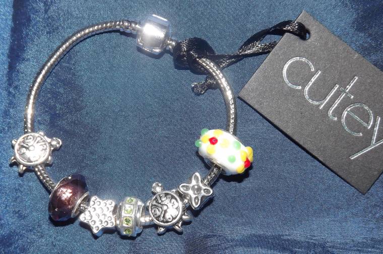 Cutey Charm Bracelets Review: How Pretty!!