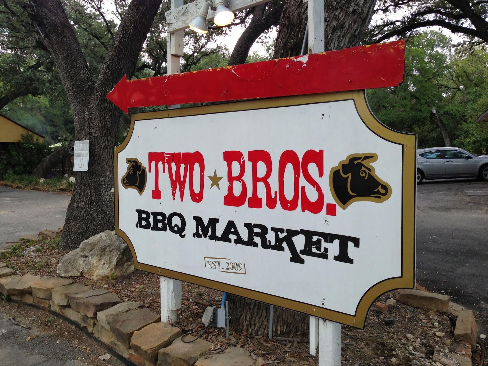 Man Up Tales of Texas BBQ™ Texas Q Tours visit to Two Bros. BBQ Market (San Antonio, TX)