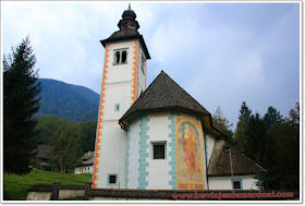 IGLESIA DEL ESPIRITU SANTO EN BOHINJ