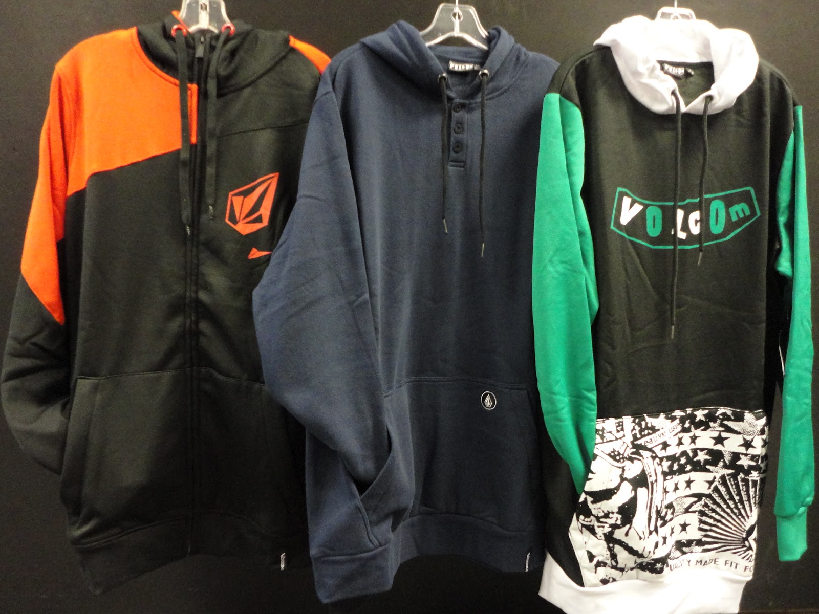 Damage Boardshop: VOLCOM Tech Hoodies!