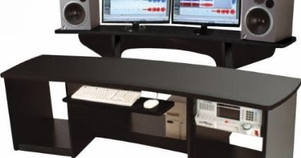 computer gaming station