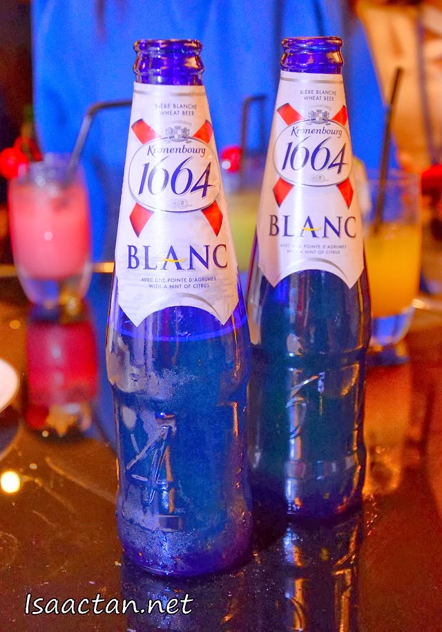 Ice Cold Blanc from Kronenbourg 1664 to have while waiting to enter the grand ballroom