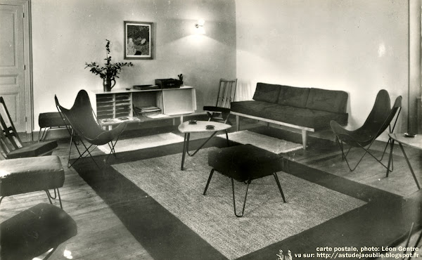 Fauteuils "AA" (Architecture d'Aujourd'hui) ou "Butterfly" Designer: Juan Kurchan, Jorge Ferrari-Hardoy, Antonio Bonnet - Editeur: Airborne Table basse / Coffe table Designer: Jacques Hitier - Editeur: Tubauto Fauteuils "AA" (Architecture d'Aujourd'hui) ou "Butterfly" Designer: Juan Kurchan, Jorge Ferrari-Hardoy, Antonio Bonnet - Editeur: Airborne Table basse / Coffe table Designer: Jacques Hitier - Editeur: Tubauto